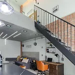 Flatguest Industrial Loft Plus By Marina Suites - Wifi