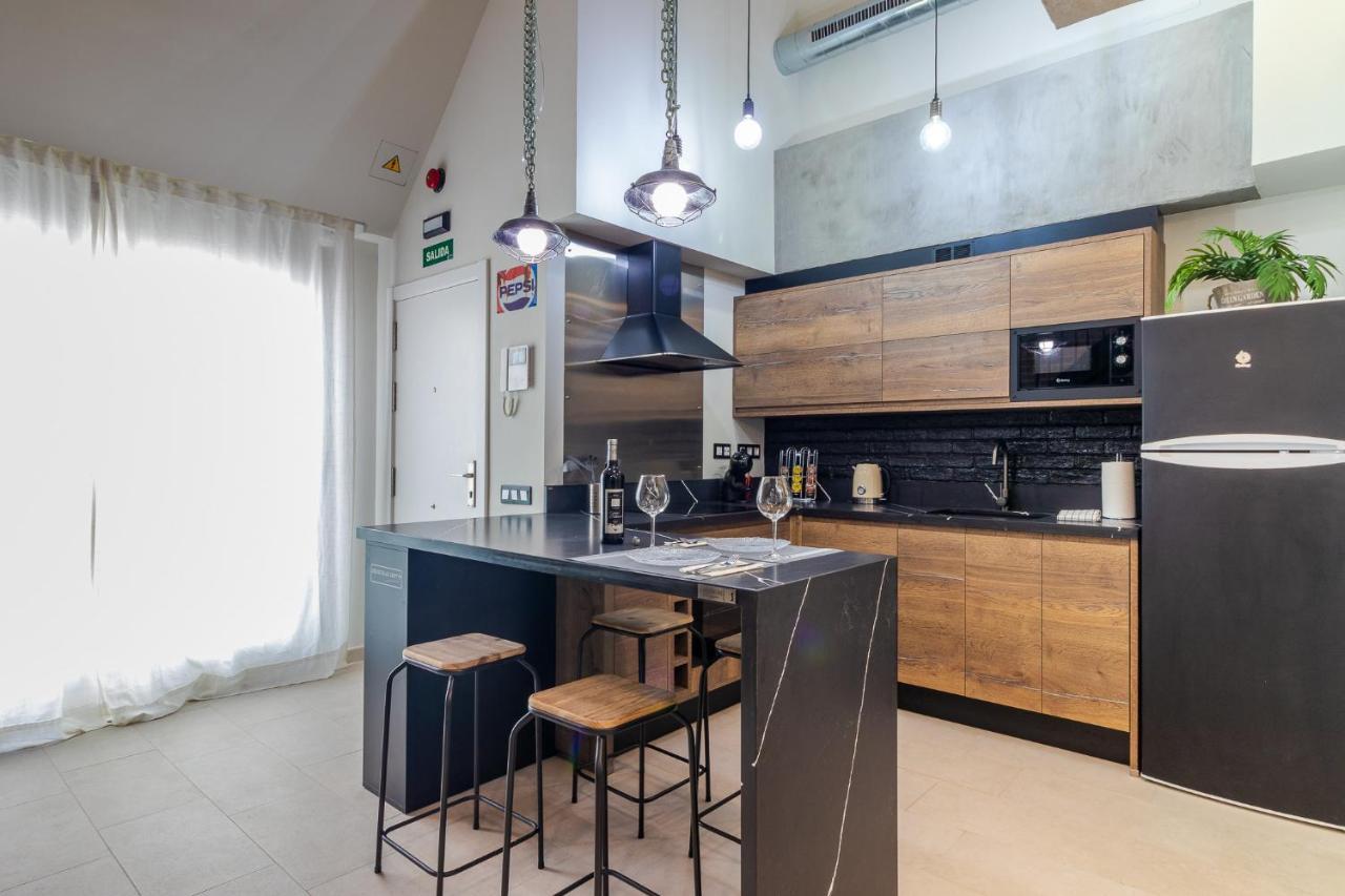Flatguest Industrial Loft By Marina - Wifi