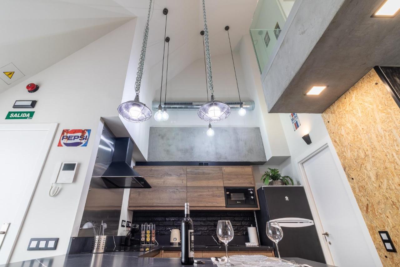 Leilighet Flatguest Industrial Loft By Marina - Wifi *