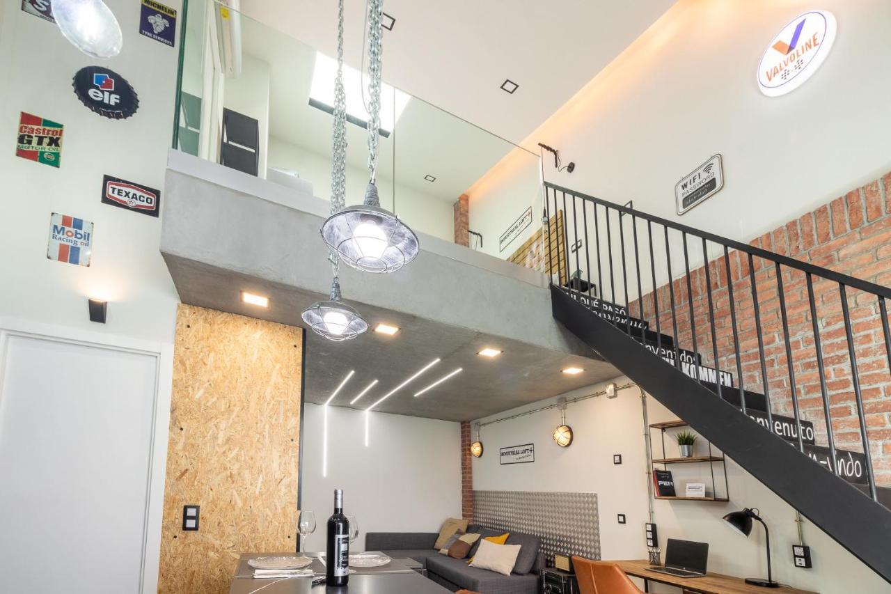 Flatguest Industrial Loft By Marina - Wifi